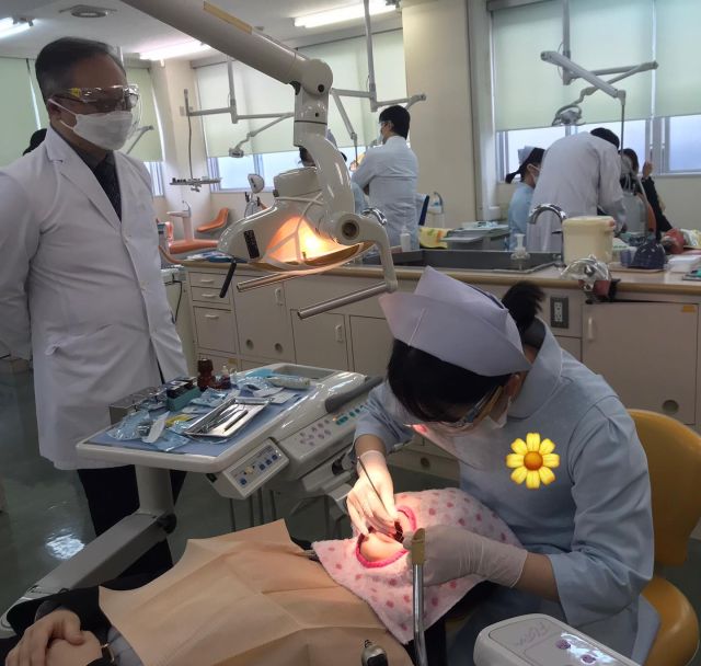 歯科衛生士科の３年生は卒業試験の一つである実地試験を行いました。
3年間で身につけた知識や技術を発揮できたかな？
#宮崎歯科技術専門学校
#歯科専
#歯科衛生士科
#歯科技工士科