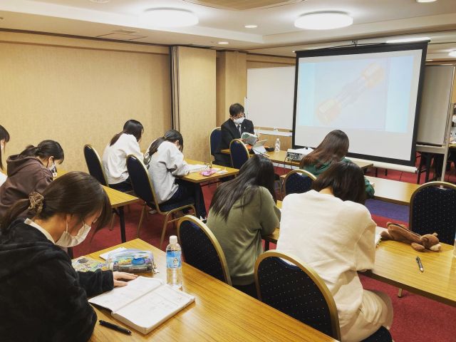 歯科衛生士科3年生
国試対策補講ファイナル✏️in福岡
始まりました〜  #歯科専
#歯科衛生士
#第32回歯科衛生士国家試験 
#みんながんばれ
#サクラサク