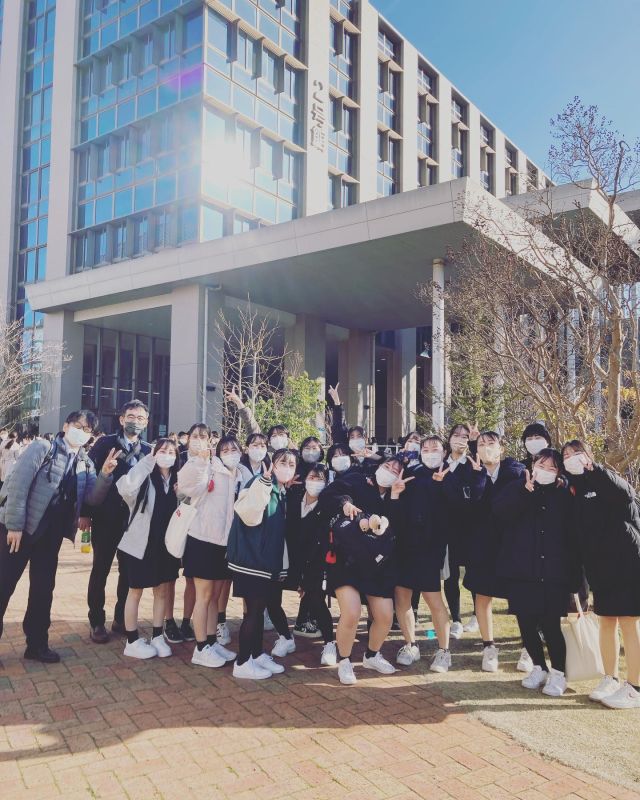 歯科衛生士科3年生
無事に国家試験終えました✏️✨  宮崎へ帰りまーす🚌  #歯科専
#歯科衛生士
#第32回歯科衛生士国家試験 
#みんながんばった 
#サクラサク